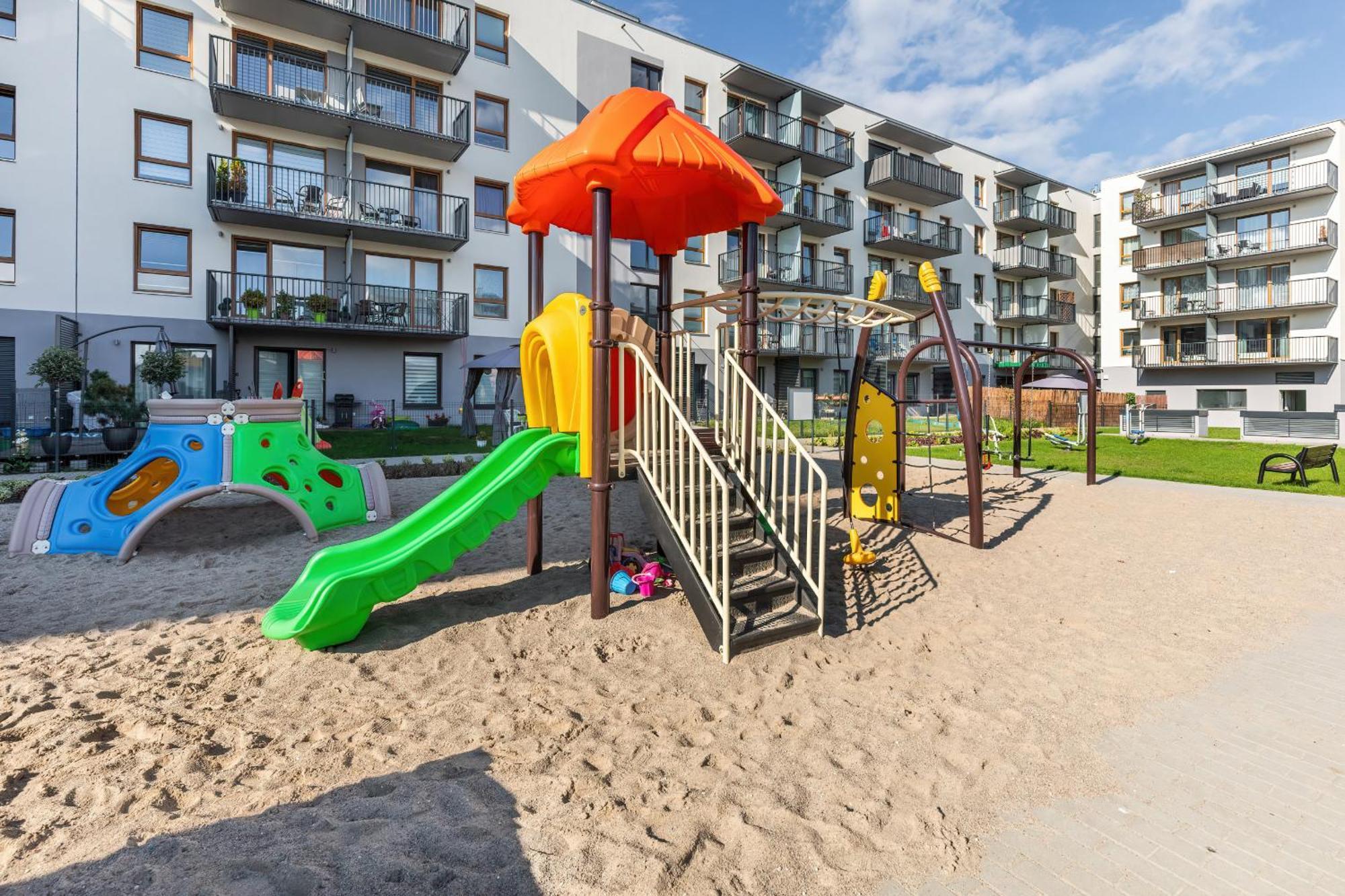 Color Apartments Apartament Black & White Kołobrzeg Exterior foto